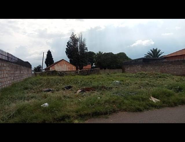 LAND FOR SALE IN DAWN PARK EXT